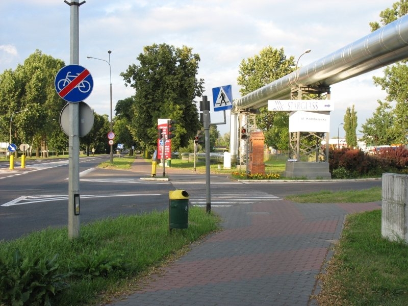 "Usprawnienia" na DDRiP - ul. I AWP