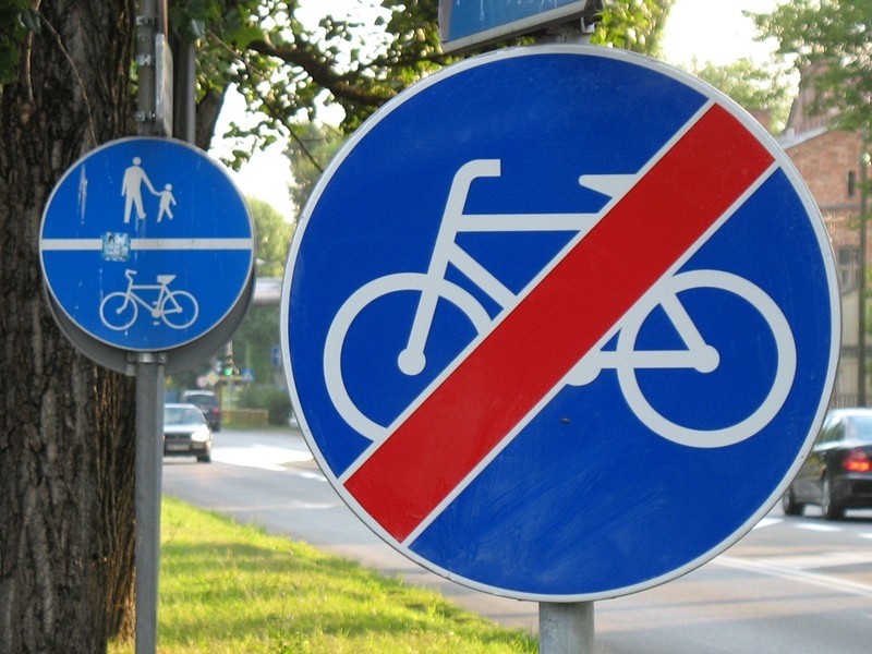 "Usprawnienia" na DDRiP - ul. I AWP