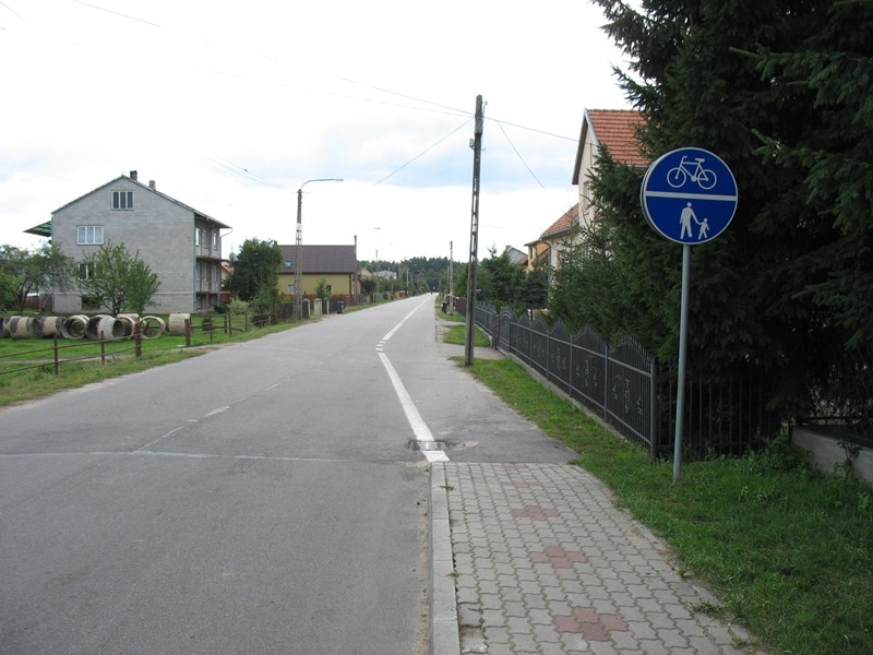 Pseudo-ścieżka ul. Szkolna w Lelisie