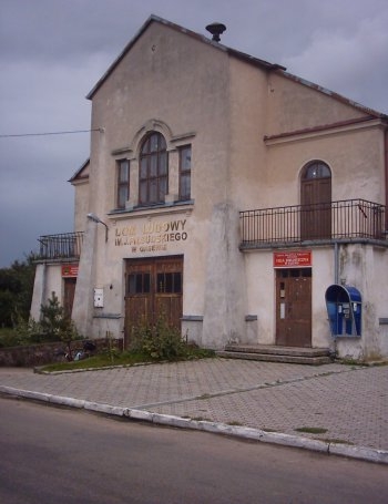 Przedwojenny Dom Ludowy w Gąsewie.