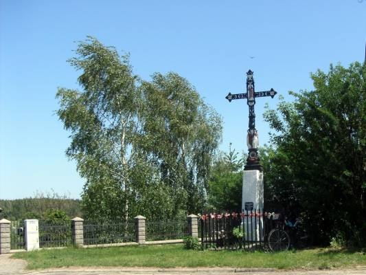 Drążdżewo - krzyż