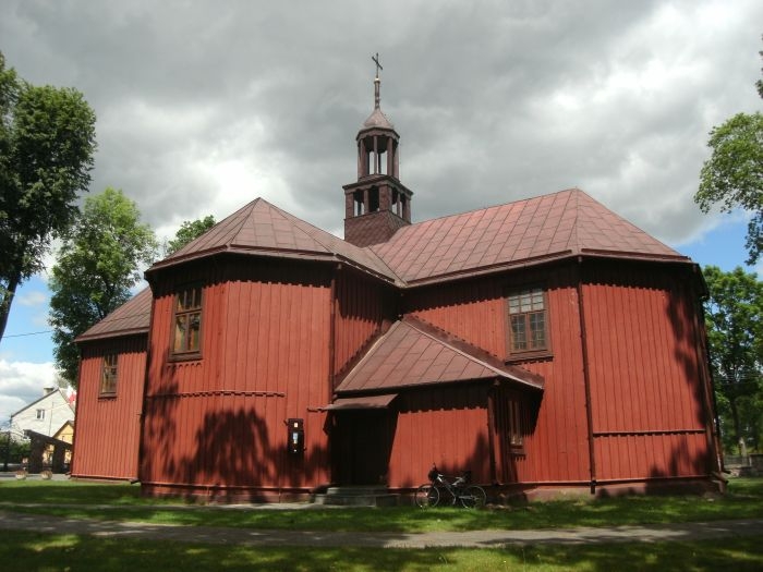 Brodowe Łąki - kościół