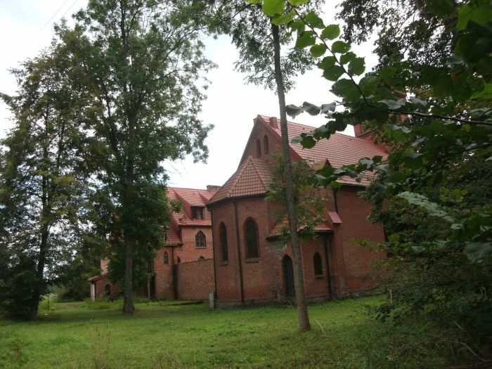 Opaleniec - kościół ewangelicki