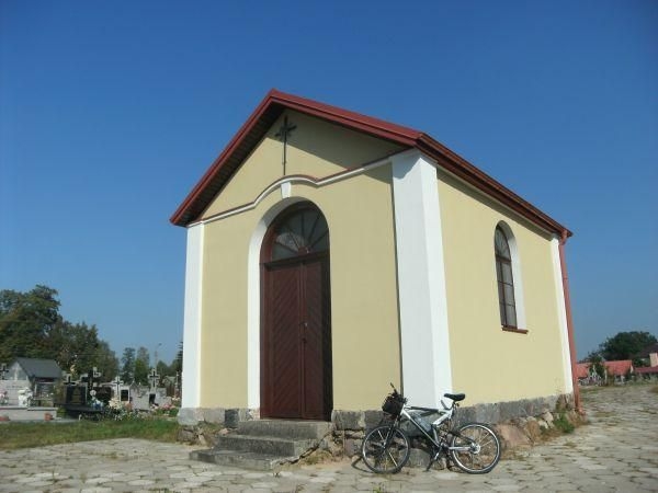 Zbójna - kaplica cmentarna