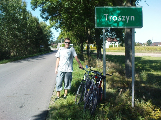 [20.09.2009] Wycieczka forumowiczów do Troszyna