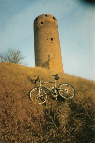 Zamek w Czersku, wycieczka z Ostrołęki do Biskupic k.Lublikna 1998