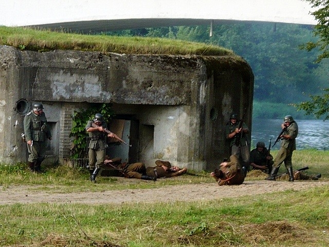 [07.08.2010] Inscenizacja walk o Nowogród z września 1939 r.